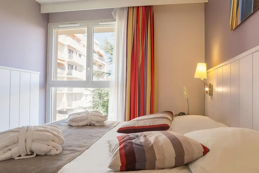 Residence Pierre & Vacances Premium Haguna Biarritz 4*,  France